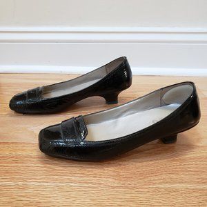 Me Too Black Square Toe Kitten Heels - Size 5.5